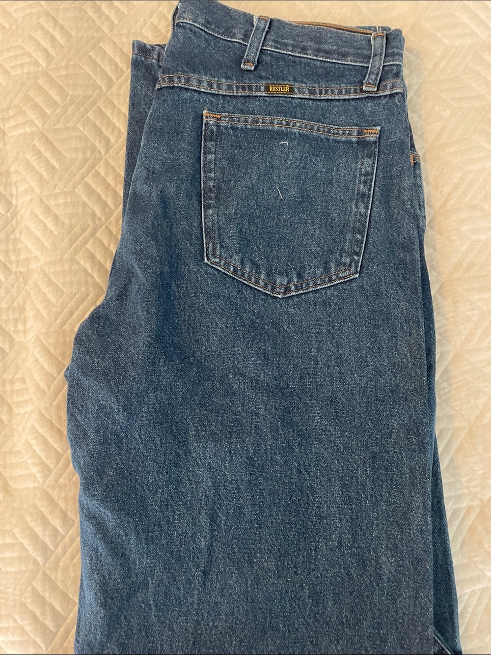 Rustler Men's Relaxed Fit Blue Denim Jeans